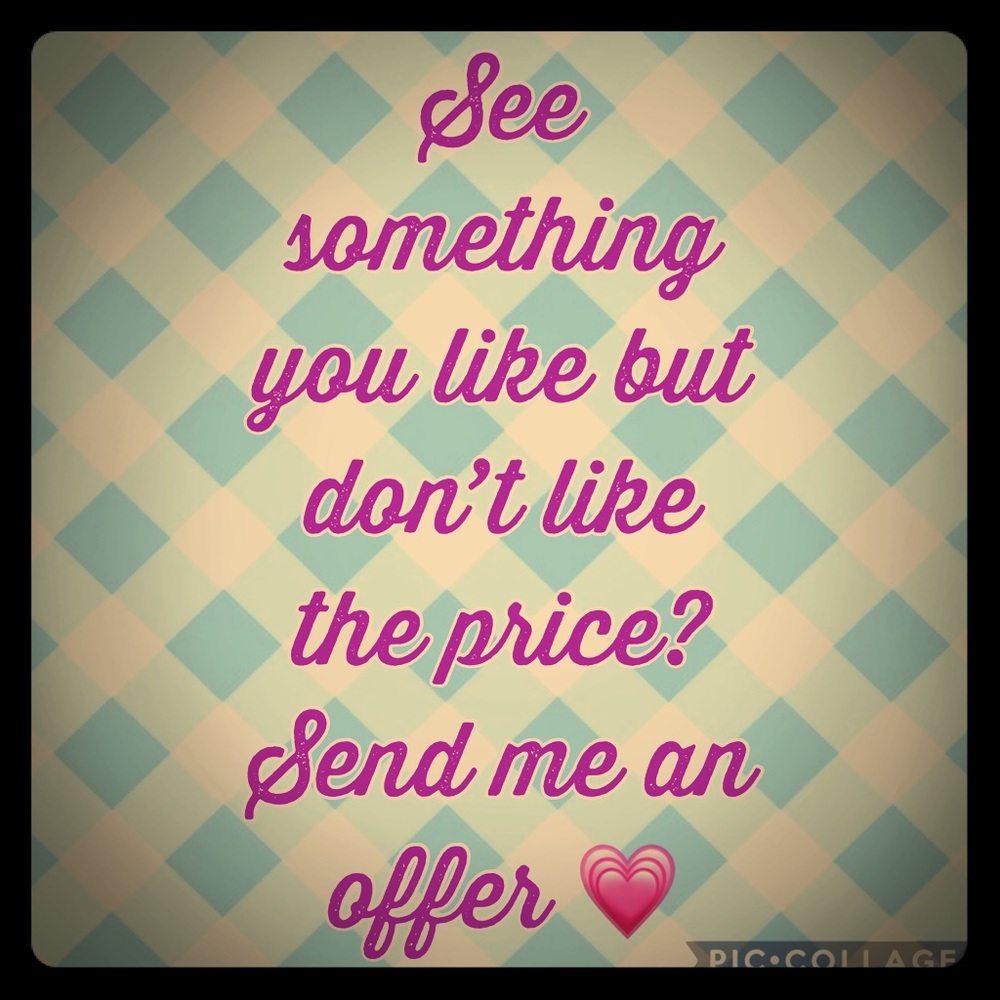 I bundle and accept offers! 💗